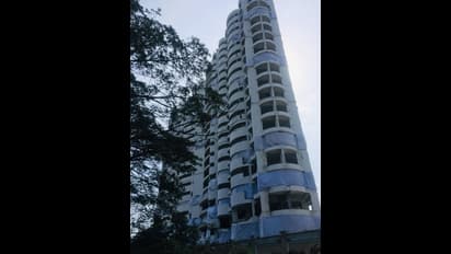 മരടിലെ ഫ്ലാറ്റുകൾ: വൻ തകർച്ചയിലേക്കെത്തിയ നിയമപോരാട്ടം, നാൾവഴി ഇങ്ങനെ