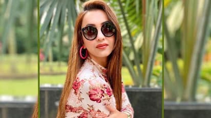 বাদশার 'গেঁন্দাফুল' চ্যালেঞ্জে মাতোয়ারা গোটা টলিপাড়া, এবার খোলা চুলে নেচে ভাইরাল কৌশানি