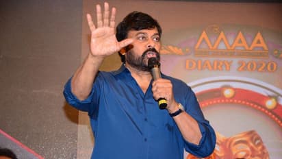 చిరంజీవి, మోహన్ బాబుతో రాజశేఖర్ వాగ్వాదం.. వైరల్ అవుతున్న ఫొటోస్!