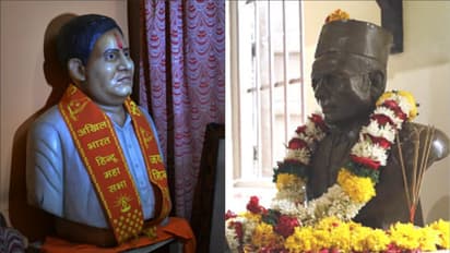 সাভারকরের শারীরিক সম্পর্ক ছিল গডসের সঙ্গে, বিতর্কিত পুস্তিকায় চাঞ্চল্যকর দাবি