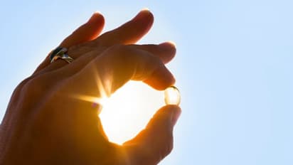 ശരീരത്തിൽ വൈറ്റമിൻ ഡി കുറഞ്ഞാൽ..? തിരിച്ചറിയാം ഈ ലക്ഷണങ്ങള്