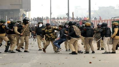 হিংসা ছড়ানোর পিছনে বাংলাদেশি অনুপ্রবেশকারীরা, চাঞ্চল্যকর দাবি দিল্লি পুলিশের