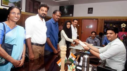 എഴുതി നേടിയ പണം ദുരിതാശ്വാസ നിധിയിലേക്ക് നൽകി സഫ