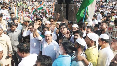 ತಾಕತ್ತಿದ್ದರೆ ನೀವೂ 15 ಮಕ್ಕಳನ್ನು ಹುಟ್ಟಿಸಿ: ಮೌಲಾನಾ ವಿವಾದ