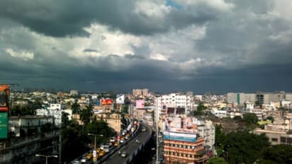 ভারী বৃষ্টির সম্ভাবনা শহরে, রবিবার থেকে জাঁকিয়ে শীত কলকাতায়