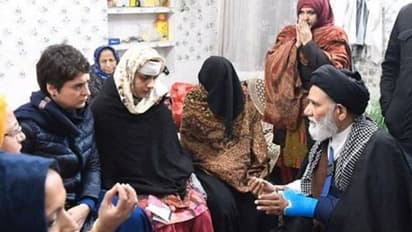 'വേദനയുടെ ഈ സമയത്ത് നിങ്ങള്ക്കൊപ്പം ഞാനുണ്ടാവും'; മുസഫർനഗറില് പ്രിയങ്കയുടെ മിന്നല് സന്ദര്ശനം