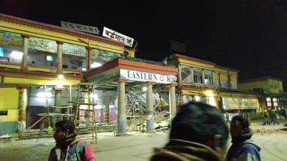 ಕುಸಿದ ಐತಿಹಾಸಿಕ ಬರ್ದಮಾನ್ ಜಂಕ್ಷನ್ ಕಟ್ಟಡ: ವಿಡಿಯೋ!