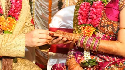 மாப்பிள்ளைக்கு அந்த உறுப்பு ரொம்ப பெரியதாம்...!! முன்கூட்டியே அறிந்து தெளிவாக ஒதுங்கிய மணப்பெண்...!!