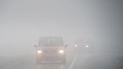 Thick layer of fog across northern plains; Schools shut in Delhi, Haryana