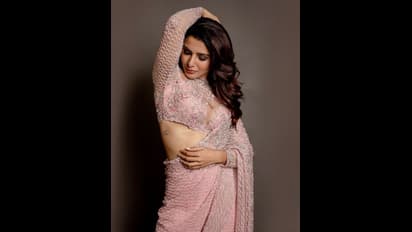 చీరకట్టులో సమంత.. టాటూ కనిపించేలా గ్లామర్ షో!