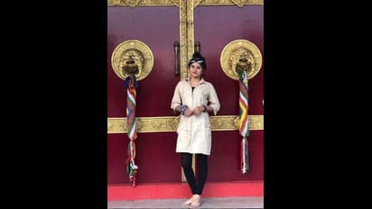 'ಯಾರೇ ನೀ ಮೋಹಿನಿ'ಯಲ್ಲಿ ಸದಾ ಅಳುವ ಬೆಳ್ಳಿ ರಿಯಲ್‌ ಲೈಫ್‌ನಲ್ಲಿ ಚಿನಕುರಳಿ!