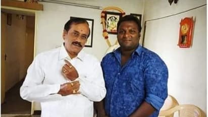 திரெளபதி இயக்குனர் மோகன் ஹெச்.ராஜாவுடன் எடுத்துக்கொண்ட போட்டோ..! கதறுவார்களாம் போராளீஸ்..!