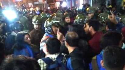 गणतंत्र दिवस पर जबलपुर में भिड़े सीएए के समर्थक और विरोधी, तनाव