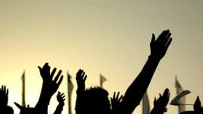 സംയുക്ത തൊഴിലാളി യൂണിയന്റെ ദേശീയ പണിമുടക്ക് തുടങ്ങി; കേരളത്തില് ഹര്ത്താലാകും