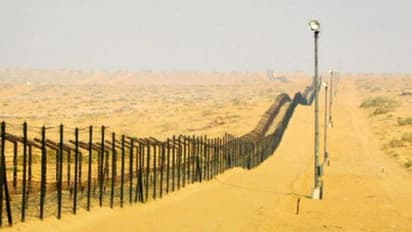 গুগুল ম্যাপ দেখে সীমান্ত পেরিয়ে পাক প্রেমিকার কাছে যেতে মরিয়া ভারতীয়, কাঁটাতারের বেড়া কি আটতে পারে প্রেম