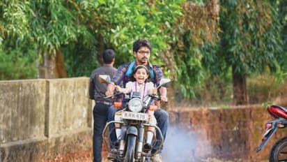 விஜய்யுடன் நடித்த "தெறி" பேபியா இது?... சோசியல் மீடியாவில் வைரலாகும் மீனா மகளின் புதிய போட்டோ...!