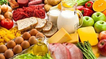 മനസും ശരീരവും ആരോഗ്യത്തോടെയിരിക്കാൻ കഴിക്കേണ്ട ഭക്ഷണങ്ങൾ