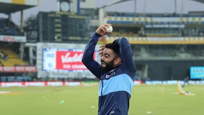 హర్భజన్ సింగ్ ని కాపీ కొట్టిన విరాట్ కోహ్లీ.. వీడియో వైరల్