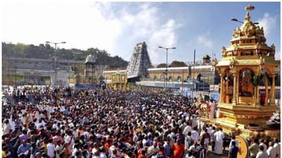 ഗോസംരക്ഷണത്തിനായി ഒരു കോടി രൂപ തിരുപ്പതി ക്ഷേത്രത്തിന് സംഭാവന നൽകി ഭക്തൻ