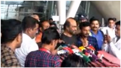 வேகமாக வந்து வணக்கம் சொல்லிவிட்டு நடையை கட்டிய சூப்பர் ஸ்டார்! ஷாக் ஆன பத்திரிகையாளர்கள்!