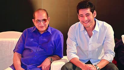 'సరిలేరు నీకెవ్వరు' : సూపర్ స్టార్ కృష్ణ పాత్ర గురించి షాకిచ్చే న్యూస్!