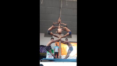 பாரம்பரியத்தை பறைசாற்றிய சமத்துவ பொங்கல் விழாவில் நடந்த சாகச போட்டிகள்..! புகைப்பட கேலரி!