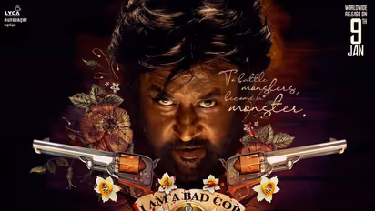 தர்பார் எதிரொலி..! ஓவர் உற்சாகத்தில் ரசிகர்களுக்கு ஹெல்மெட்டை இலவசமாக வழங்கிய தீவிர ரசிகர்..!