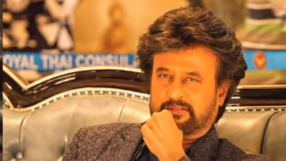 தர்பார் தேறாது! ஏ.ஆர்.முருகதாஸ் ஏமாத்திட்டார்!: தியேட்டருக்கு வெளியே திகிலூட்டிய ரசிகர்கள்