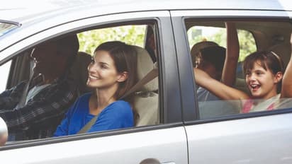 बेरोजगारों को गाड़ी खरीदने पर 15% सब्सिडी, 3 राज्यों में सक्सेस के बाद अब इस सरकार ने भी लागू की स्कीम