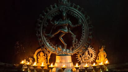 মানসিক অবসাদ থেকে মুক্তি মেতে, প্রতি শুক্রবার মেনে চলুন এই নিয়ম