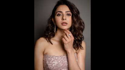 కరోనా సరిపోదా? రకుల్ప్రీత్ ప్రశ్న