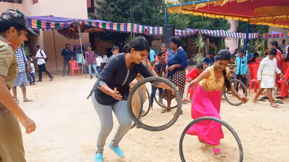 இதை பார்க்க மிஸ் பண்ணீடாதீங்க..! நாம் மறந்து போன விளையாட்டுகளை நினைவு படுத்திய பொங்கல் கொண்டாட்டம்!