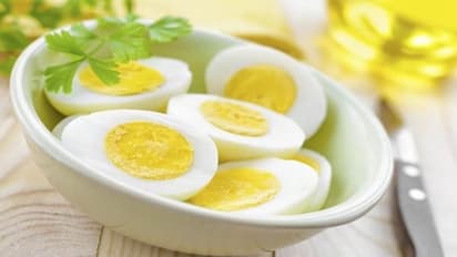 ডিম খেলেই কোলেস্টেরল বাড়বে এমন কোনও কথা নেই কিন্তু