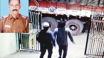 சோதனை சாவடியில் சப் இன்ஸ்பெக்டர் சுட்டுக்கொலை... குற்றவாளிகளின் புகைப்படம் வெளியீடு..!