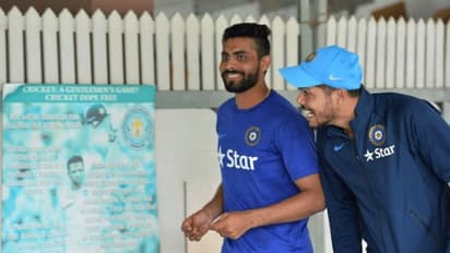 జిమ్ లో ఉమేశ్ యాదవ్ కసరత్తులు... ఘోరంగా ట్రోల్ చేసిన జడేజా