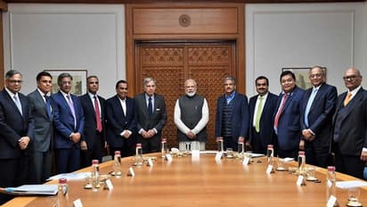 ಮೋದಿ ಕರೆದ ದಿಢೀರ್ ಸಭೆ: ರೆಡಿಯಾಗಿ ಬಂದ ಬ್ಯುಸಿನೆಸ್ ಟೈಕೂನ್ಸ್!