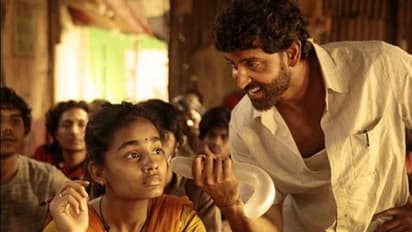 সুপার থার্টিতে অনবদ্য হৃত্বিক, এবার জি সিনে পুরস্কার গ্রিক গডের ঝুলিতে