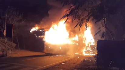 ఏపీలో మరో విషాదఘటన: సర్వజన ఆస్పత్రిలో అర్ధరాత్రి అగ్నిప్రమాదం