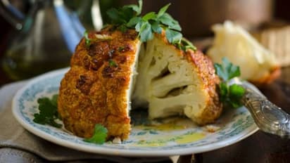 শীতের সন্ধ্যের আড্ডা জমুক ফুলকপির রোস্ট-এর সঙ্গে, রইল রেসিপি