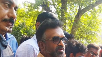 'தர்பார்' எச்.டி பிரிண்ட் படத்தை வெளியிட்ட மர்ம நபர் மீது தயாரிப்பாளர் சங்கத்தை சேர்த்தவர்கள் பரபரப்பு புகார்!