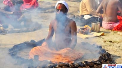 नागा साधु हैं माघ मेला में लोगों के आकर्षण का केंद्र, इन 10 चीजों से करते हैं श्रृंगार