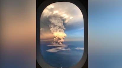 താല് അഗ്നിപര്വതത്തിൽ നിന്ന് ലാവ പുറത്തേക്കൊഴുകുന്നു, കല്ലു മഴ ഭീഷണി; 1911 ലെ അവസ്ഥയുണ്ടാകുമോയെന്ന് ഭയം