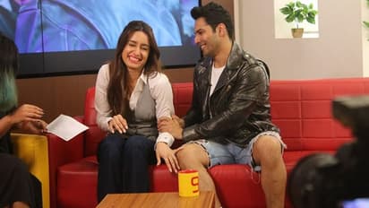 জুনিয়র বচ্চনের ফুটবল খেলা থেকে প্রচারে শ্রদ্ধা, রইল  বিটাউনের হাঁড়ির খবর