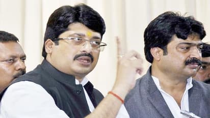 மோடிக்கு எதிராக பேசுறவங்கள உயிரோடு எரிக்கணும் !  வெறிப்பேச்சு பேசிய பாஜக அமைச்சர் !!