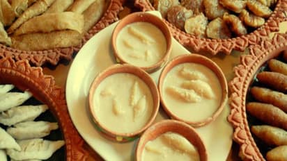 মা-ঠাকুমার হাতে তৈরি মালপোয়া কিংবা গোকুলপিঠে নয়, পৌষ পার্বণে এখন রেডিমেড পিঠেই ভরসা