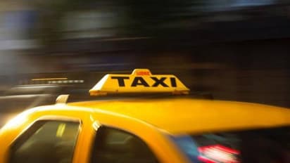 ട്രിപ്പ് പോകാന് വിസമ്മതിച്ച ടാക്സി ഡ്രൈവറെ പീഡിപ്പിച്ചു; ആർപിഎഫ് കോൺസ്റ്റബിൾ അറസ്റ്റിൽ