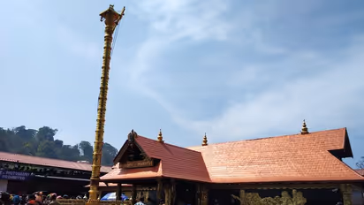 മകരവിളക്ക് നാളെ; അഭൂതപൂര്‍വ്വമായ ഭക്തജനത്തിരക്കില്‍ ശബരിമല