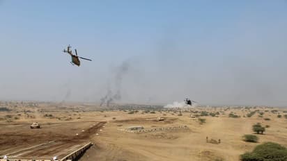 100ഓളം ജൂനിയര് ഓഫീസര്മാര്ക്ക് ഇതര സേനകളിലേക്ക് നിയമനം; നിര്ണായക മാറ്റവുമായി കേന്ദ്രം