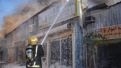 ജിദ്ദയിൽ ഇലക്ട്രിക്ക് സൂഖിൽ തീപിടിത്തം