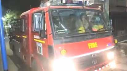 মেডিক্যালের ছোঁওয়া মানিকতলায়, করোনা আক্রান্তের সংস্পর্শে আসায় দমকল কেন্দ্রের ৩২ কর্মী কোয়রান্টিনে